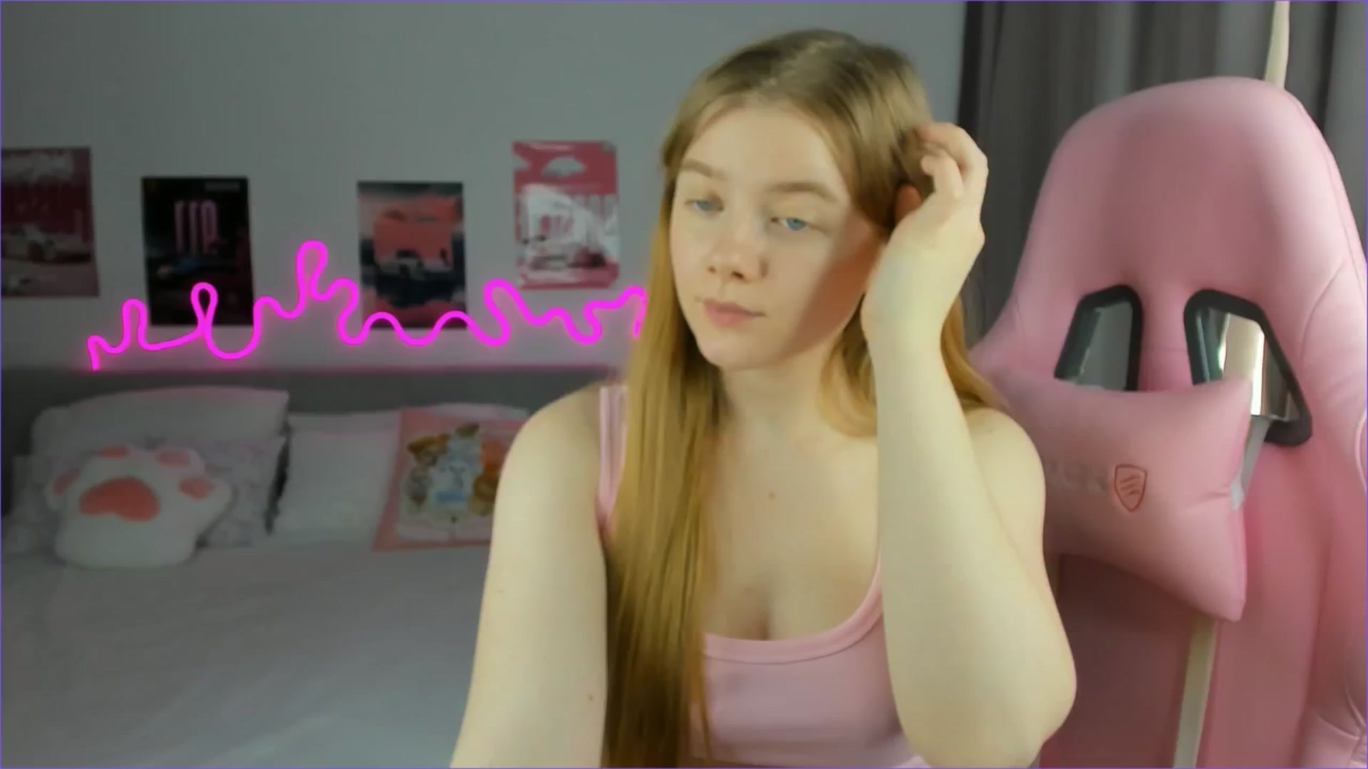 Gallery image thumbnail from Evievil's myfreecams stream on, 03/15/2026, 08:40 image 20 of 20