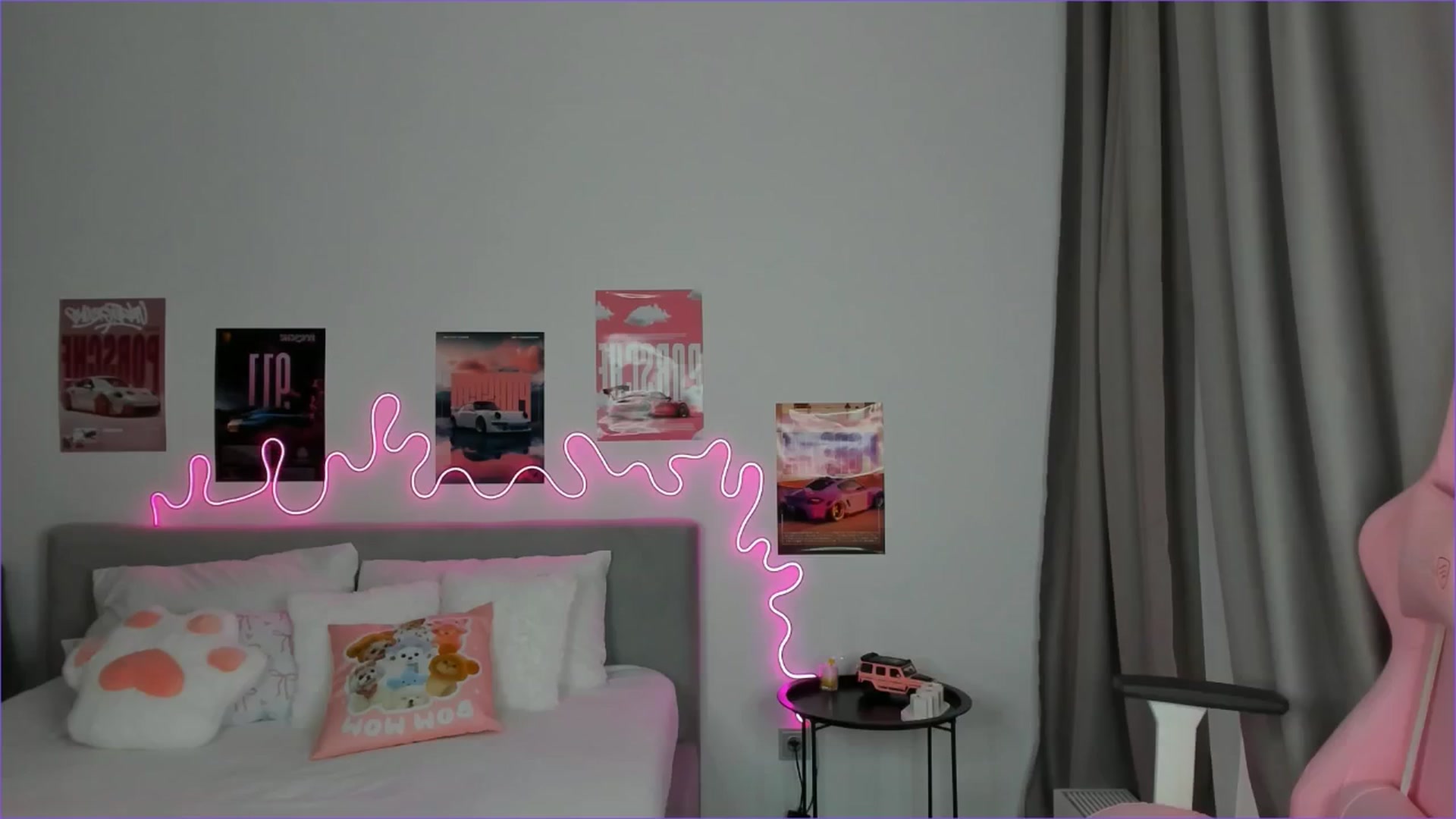Gallery image thumbnail from Evievil's myfreecams stream on, 03/17/2026, 09:25 image 14 of 20