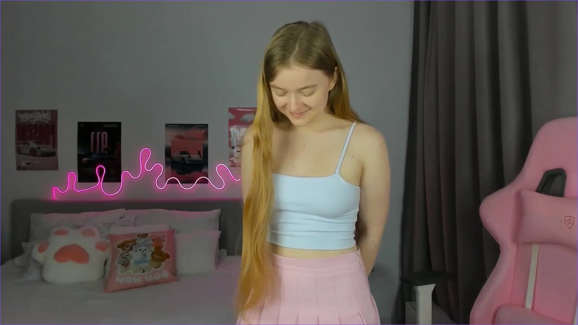 Gallery image thumbnail from Evievil's myfreecams stream on, 03/20/2026, 09:46 image 3 of 20