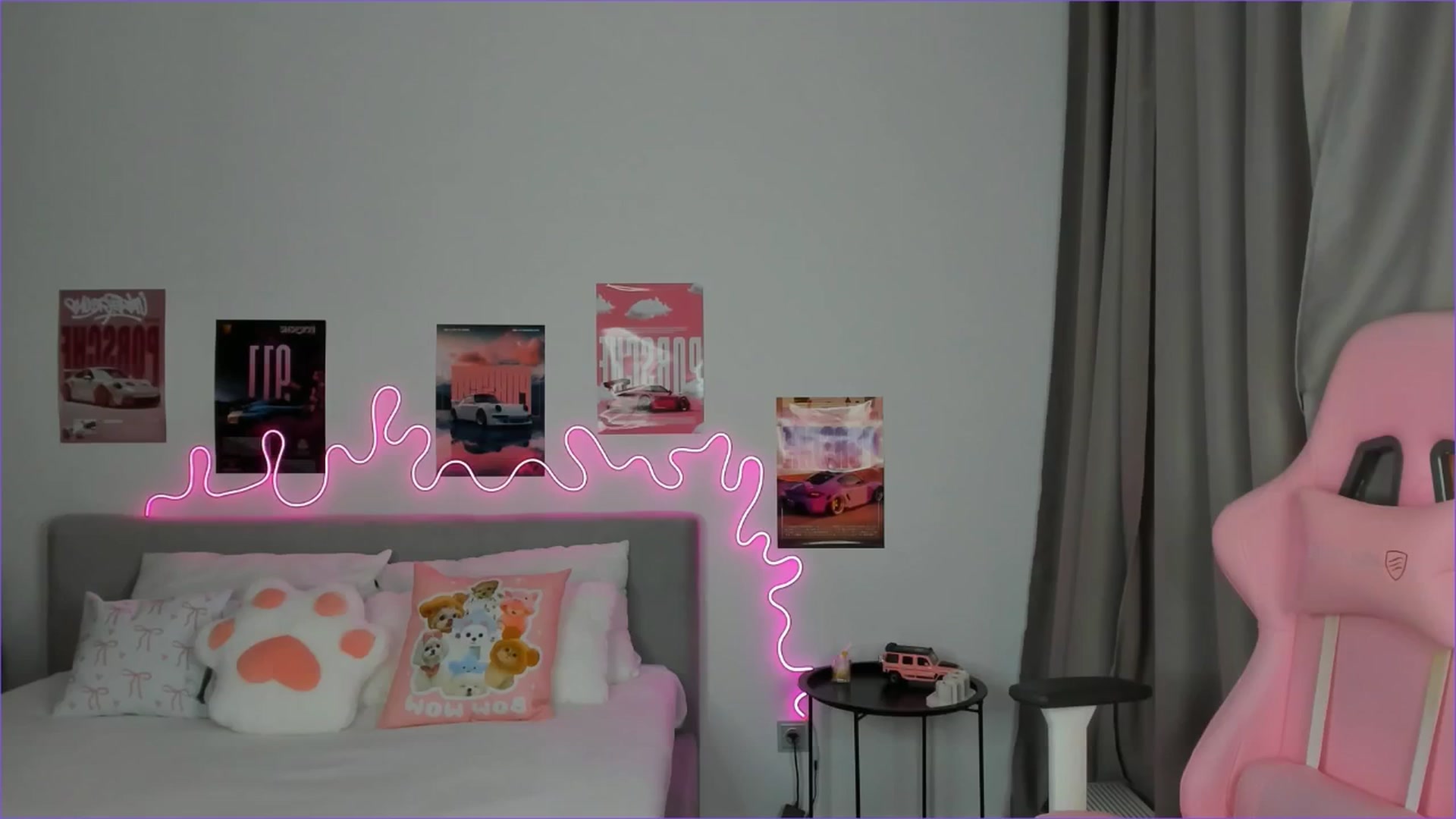 Gallery image thumbnail from Evievil's myfreecams stream on, 03/24/2026, 09:58 image 2 of 20