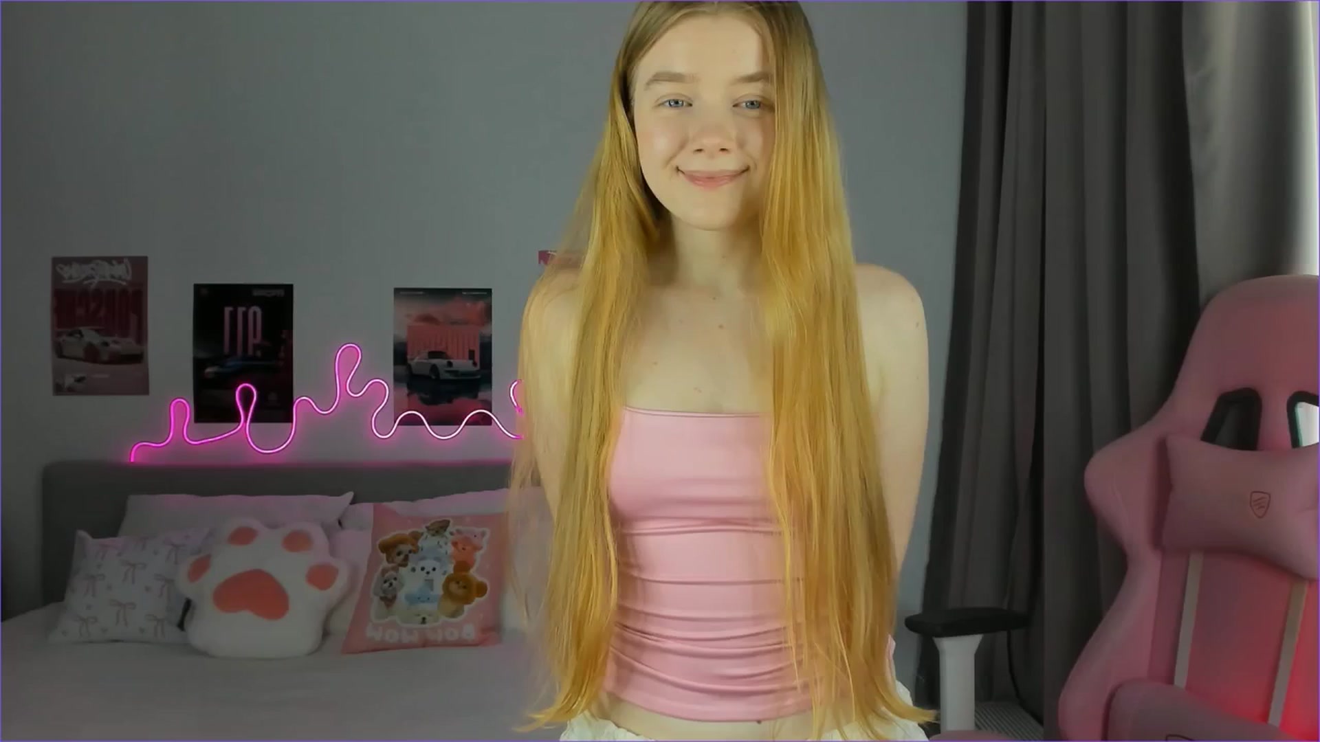 Gallery image thumbnail from Evievil's myfreecams stream on, 03/24/2026, 09:58 image 11 of 20
