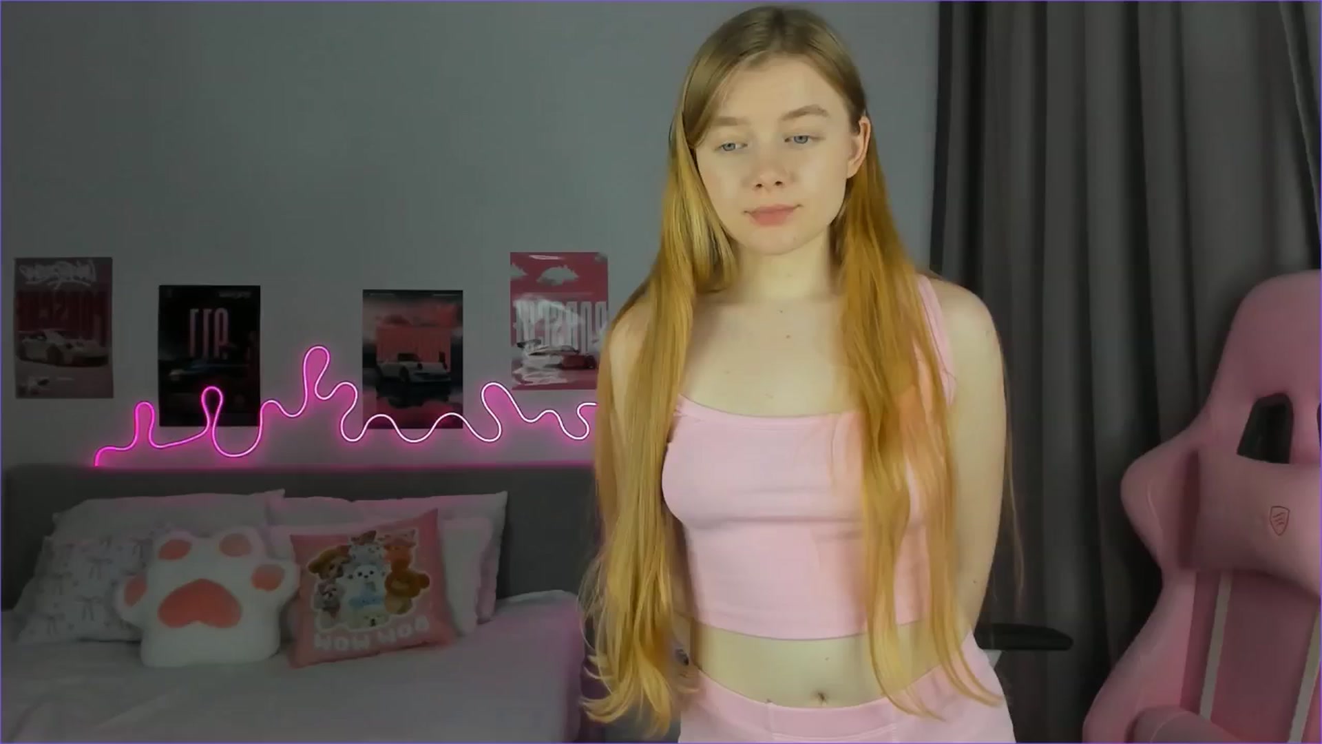 Gallery image thumbnail from Evievil's myfreecams stream on, 03/26/2026, 09:51 image 11 of 20