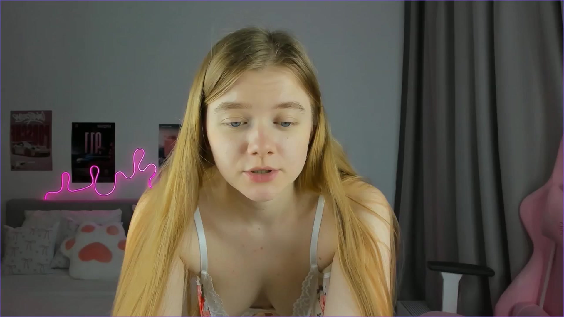 Gallery image thumbnail from Evievil's myfreecams stream on, 03/27/2026, 09:06 image 20 of 20