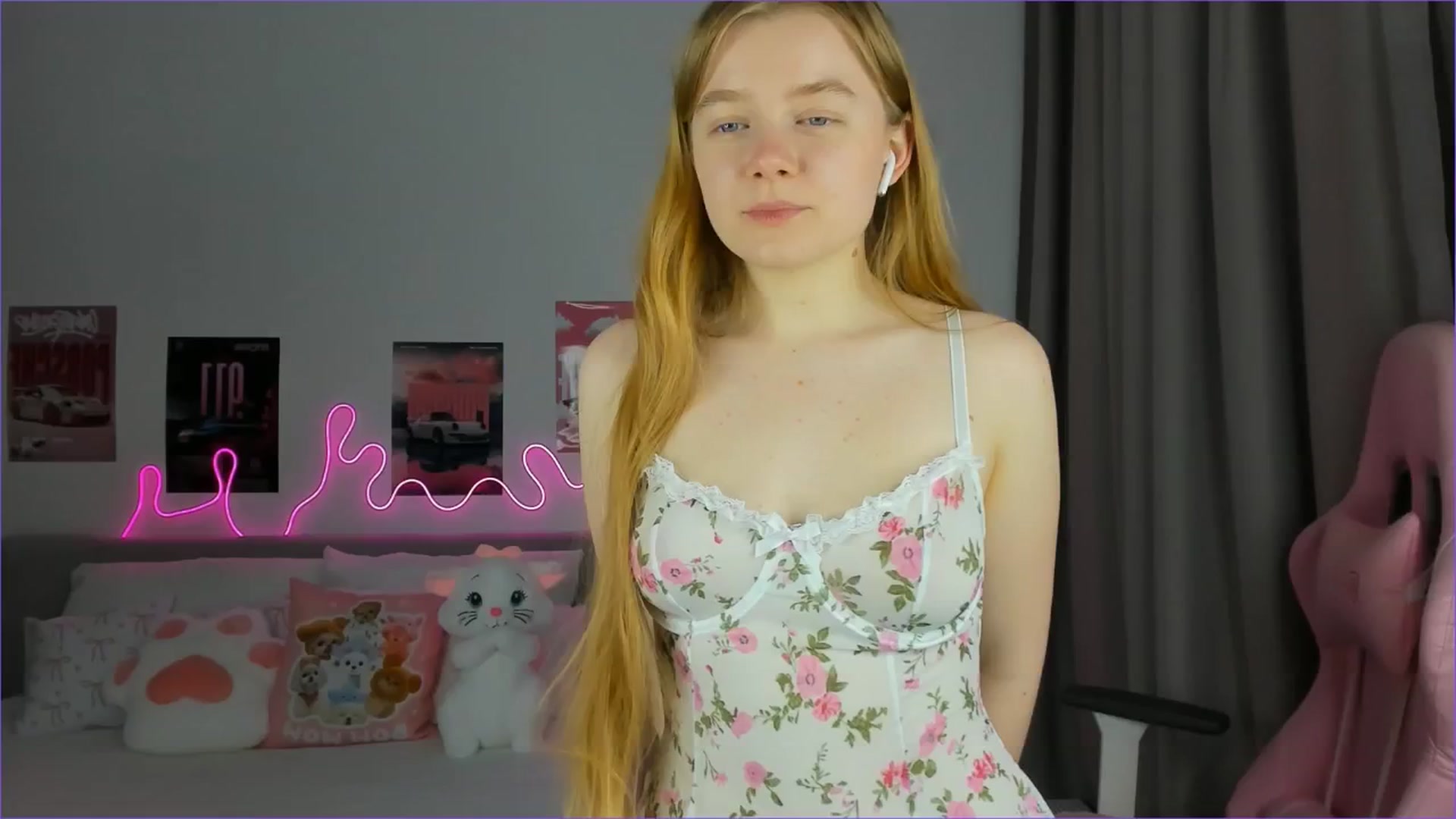Gallery image thumbnail from Evievil's myfreecams stream on, 04/01/2026, 09:54 image 12 of 20
