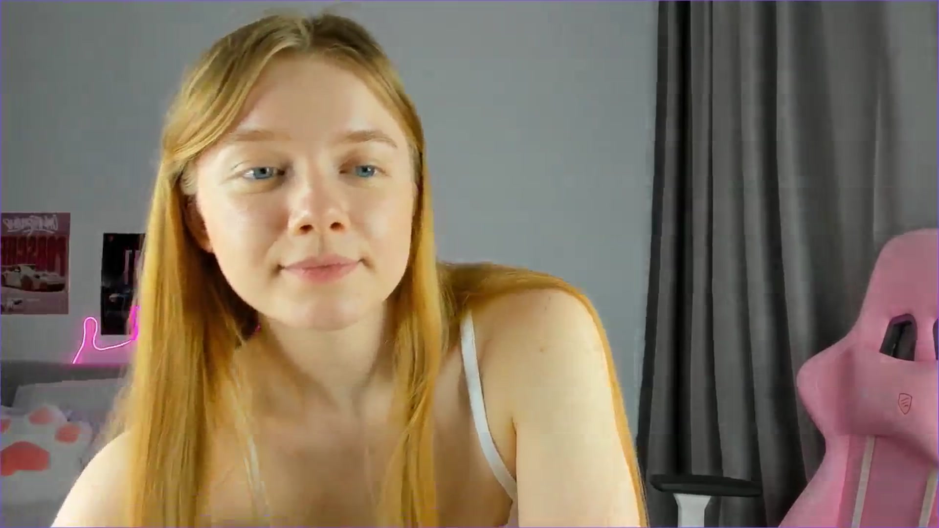 Gallery image thumbnail from Evievil's myfreecams stream on, 04/07/2026, 09:09 image 3 of 20