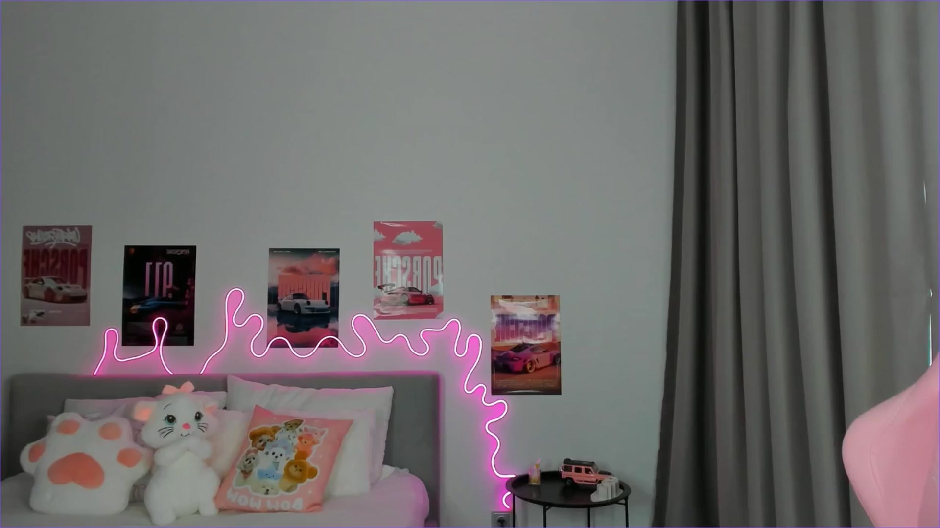 Gallery image thumbnail from Evievil's myfreecams stream on, 04/11/2026, 09:53 image 9 of 20