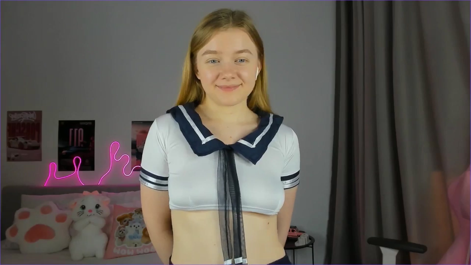 Gallery image thumbnail from Evievil's myfreecams stream on, 04/12/2026, 07:40 image 17 of 20