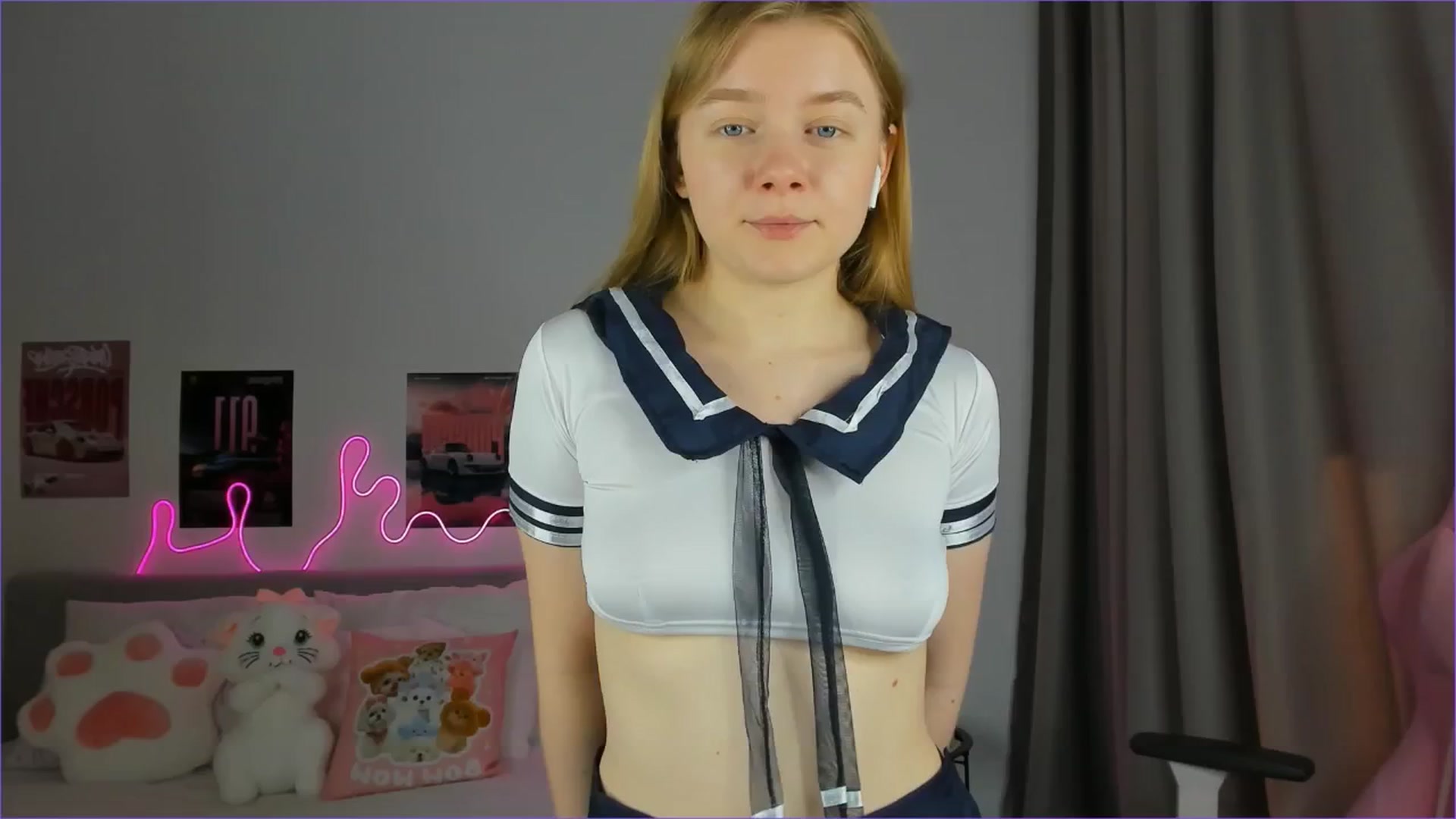 Gallery image thumbnail from Evievil's myfreecams stream on, 04/12/2026, 07:40 image 1 of 20