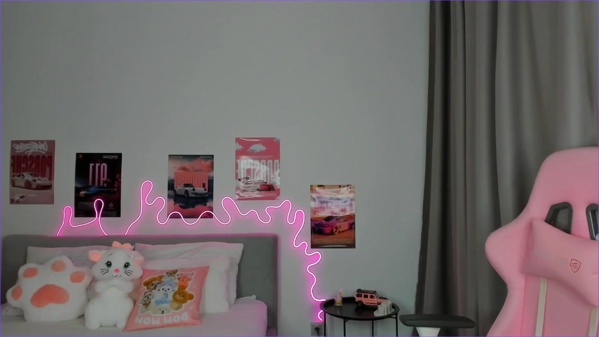 Gallery image thumbnail from Evievil's myfreecams stream on, 04/12/2026, 09:52 image 14 of 20