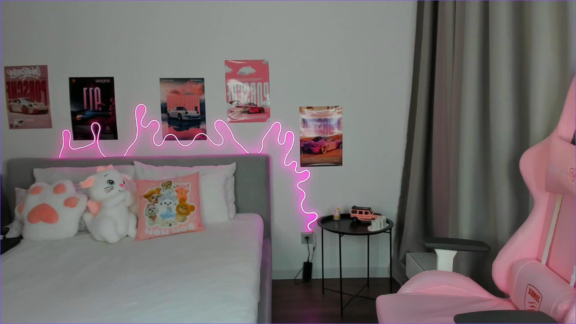 Gallery image thumbnail from Evievil's myfreecams stream on, 04/26/2026, 08:53 image 19 of 20