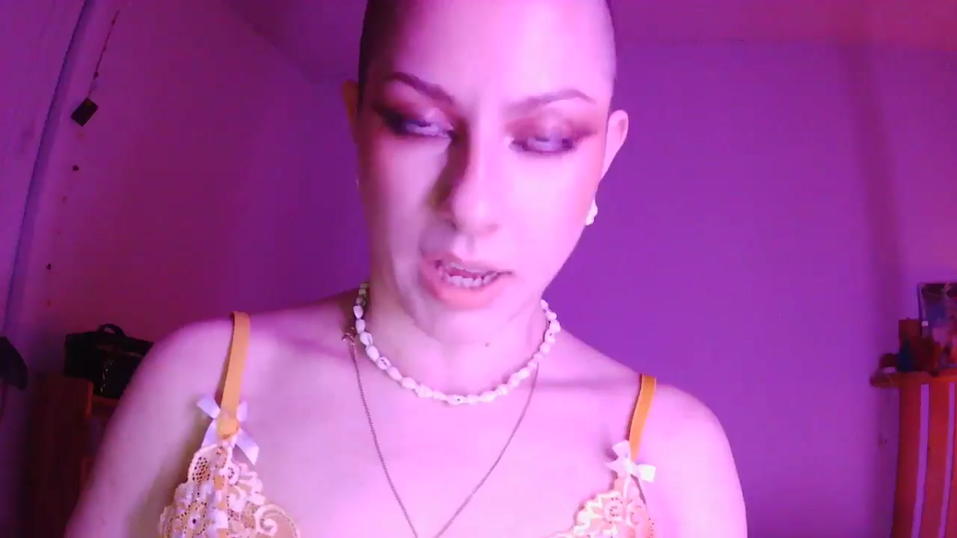 Gallery image thumbnail from EvilJesus's myfreecams stream on, 03/15/2025, 10:18 image 14 of 20