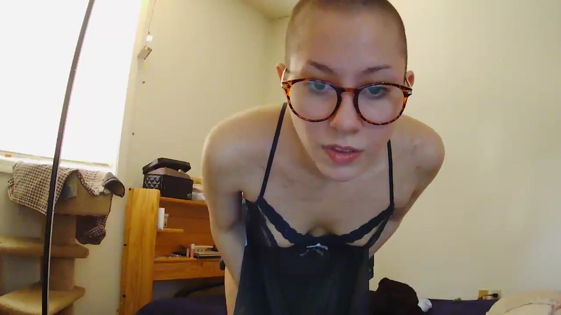 Gallery image thumbnail from EvilJesus's myfreecams stream on, 03/19/2025, 15:36 image 19 of 20