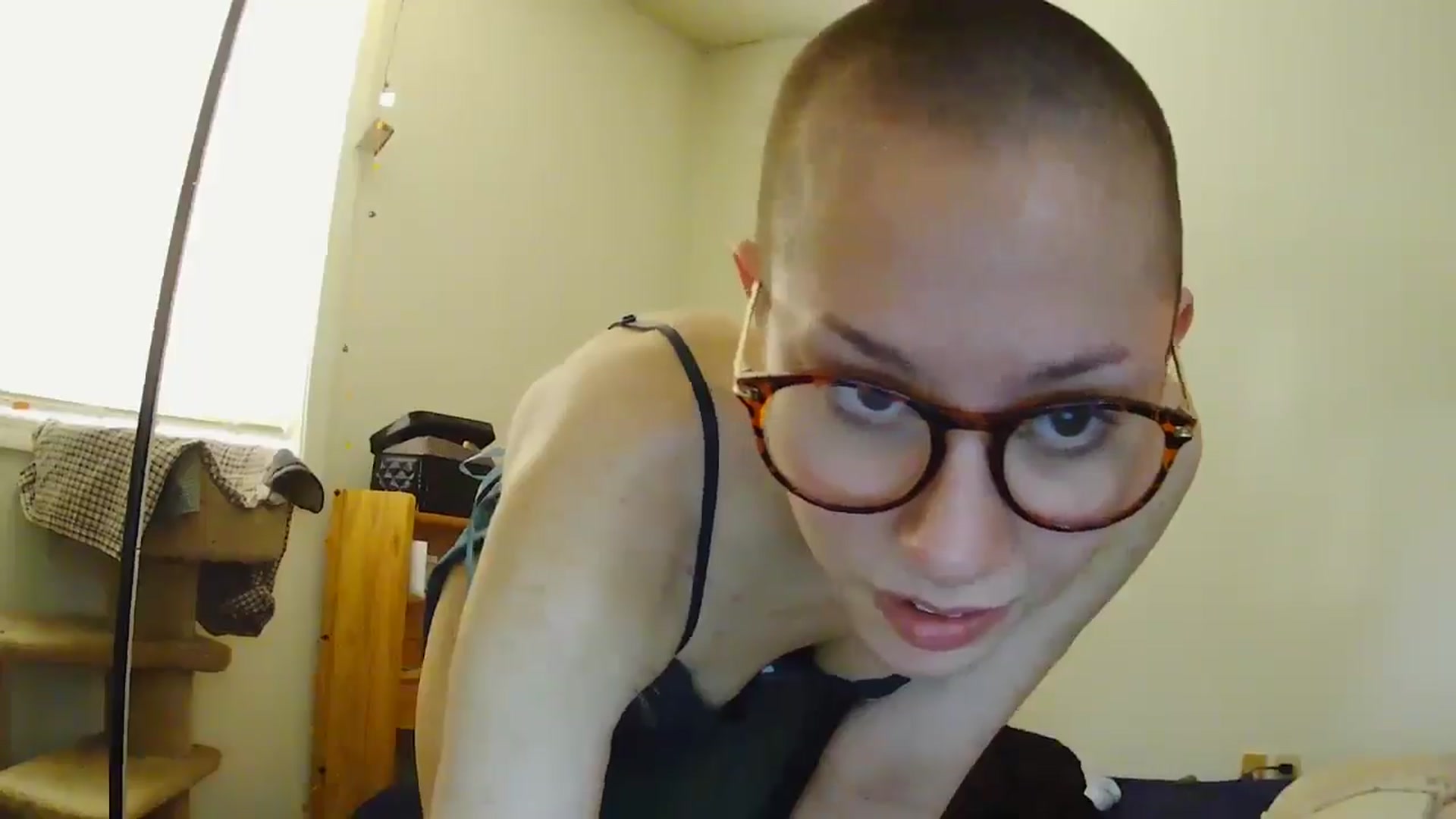 Gallery image thumbnail from EvilJesus's myfreecams stream on, 03/19/2025, 15:36 image 18 of 20