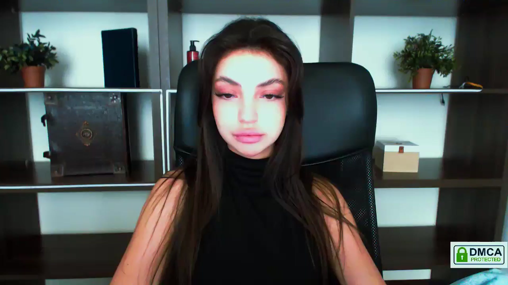 Gallery image thumbnail from EvilMuse's myfreecams stream on, 06/12/2025, 15:57 image 1 of 20