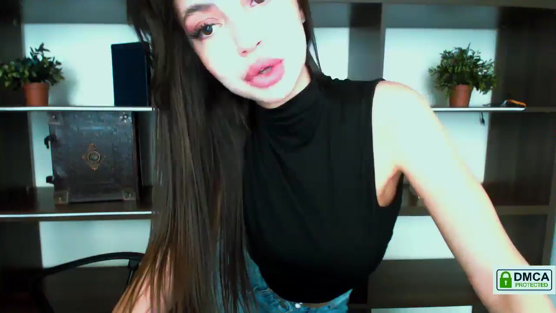 Gallery image thumbnail from EvilMuse's myfreecams stream on, 06/12/2025, 15:57 image 14 of 20