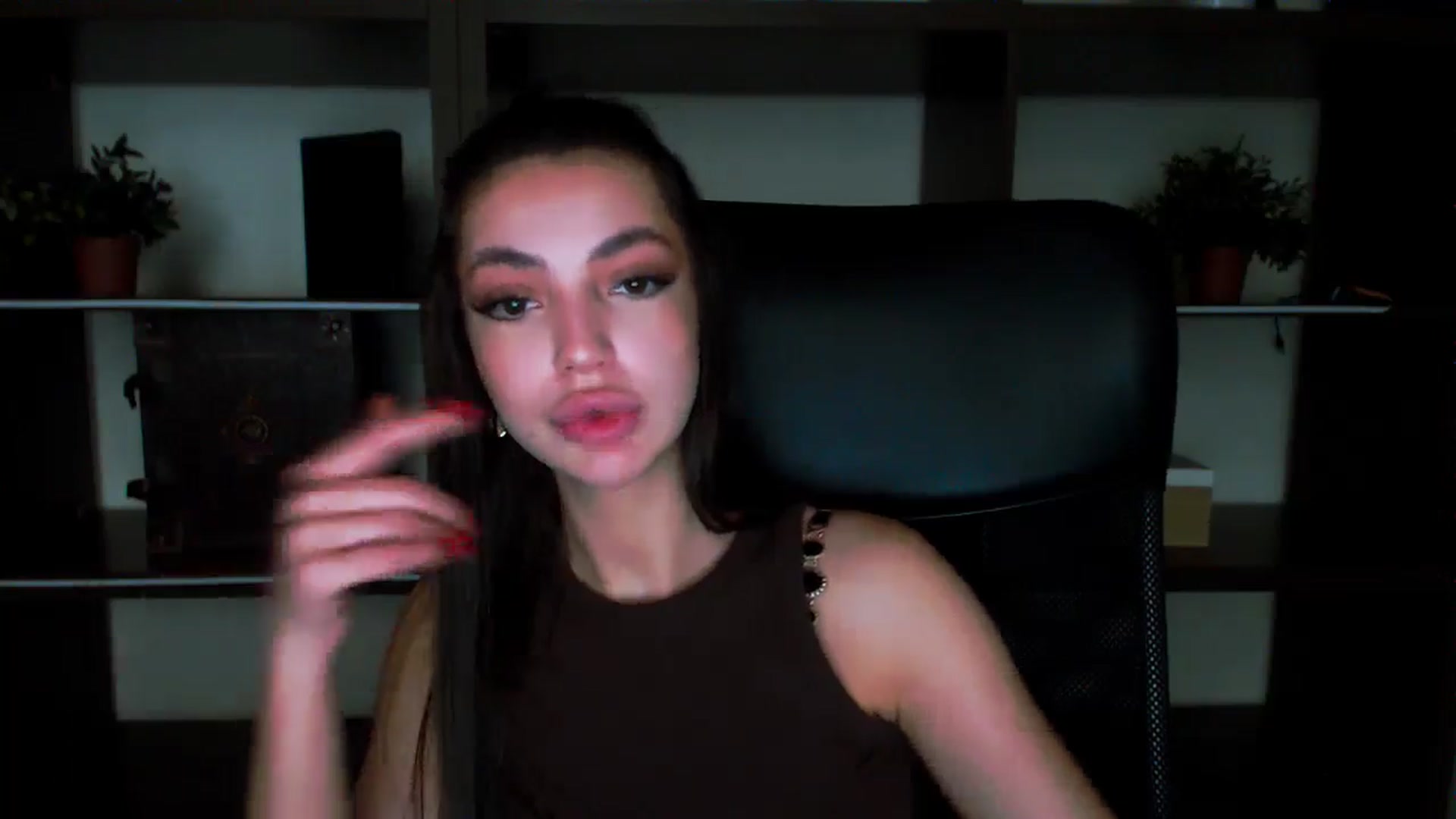 Gallery image thumbnail from EvilMuse's myfreecams stream on, 06/14/2025, 13:41 image 13 of 20