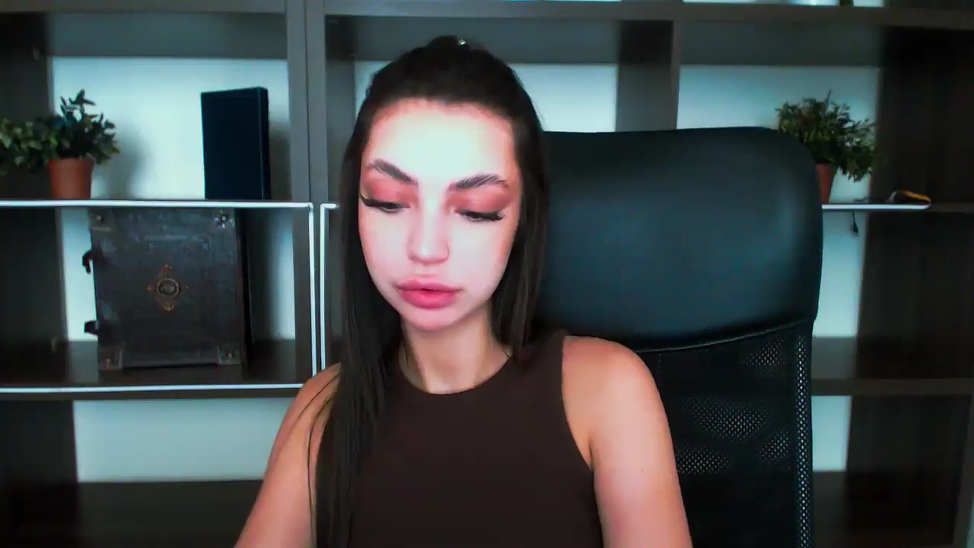 Gallery image thumbnail from EvilMuse's myfreecams stream on, 06/14/2025, 13:41 image 11 of 20