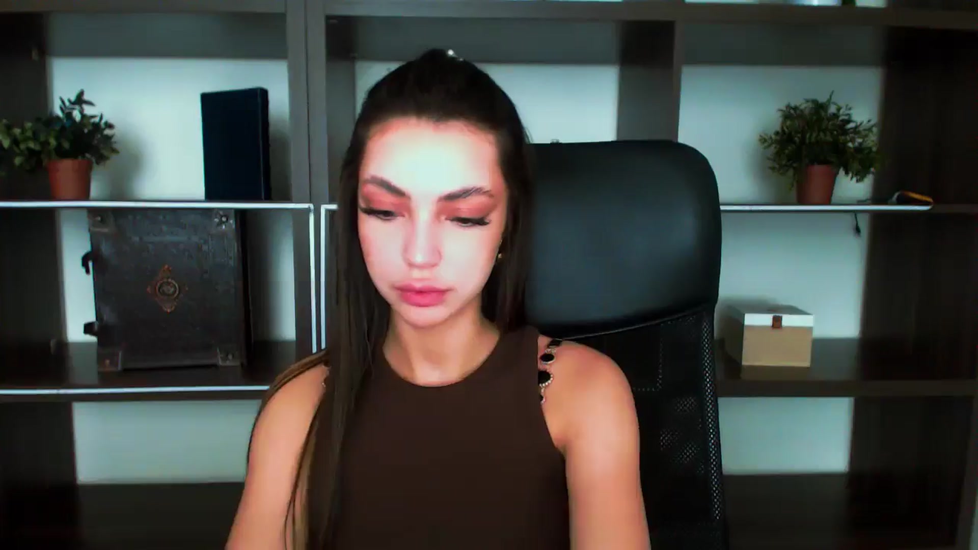 Gallery image thumbnail from EvilMuse's myfreecams stream on, 06/14/2025, 13:41 image 4 of 20
