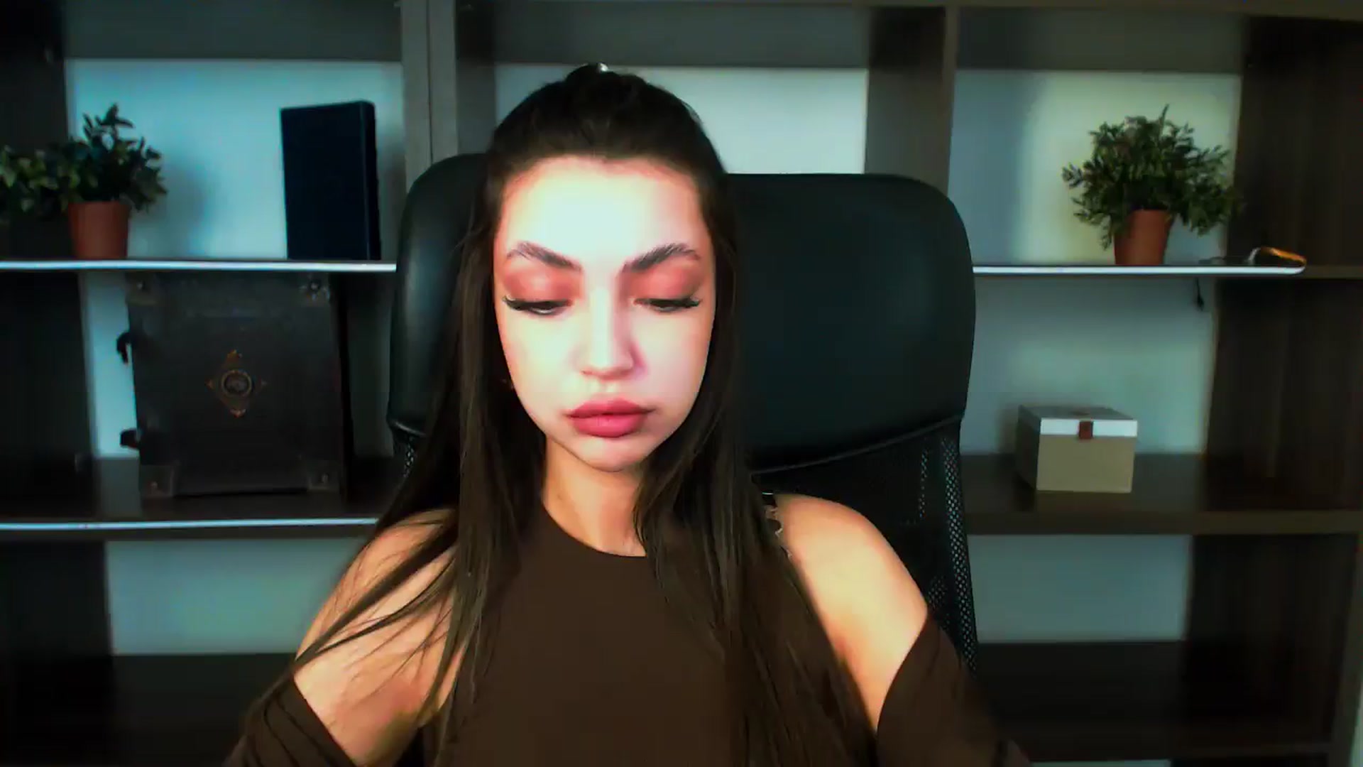 Gallery image thumbnail from EvilMuse's myfreecams stream on, 06/14/2025, 15:01 image 1 of 20