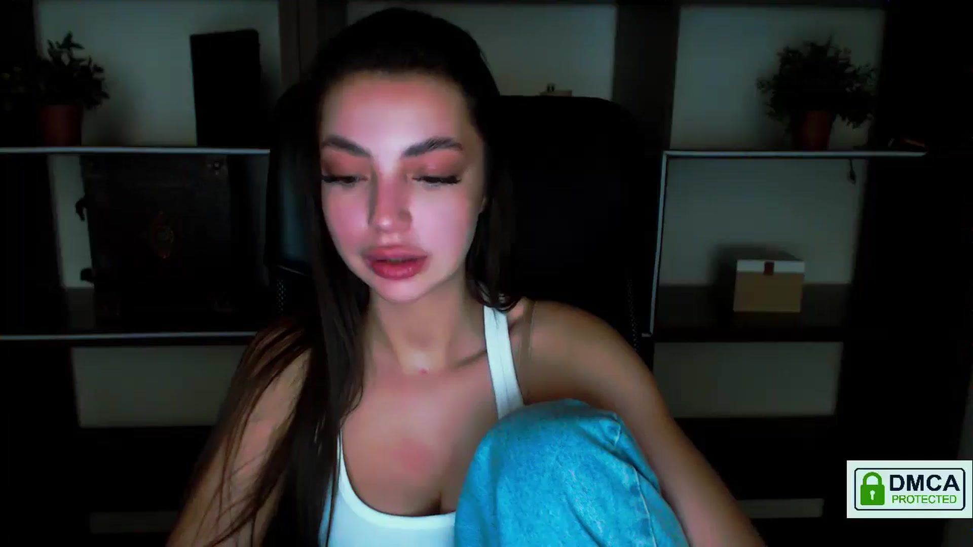 Gallery image thumbnail from EvilMuse's myfreecams stream on, 06/15/2025, 14:36 image 15 of 20