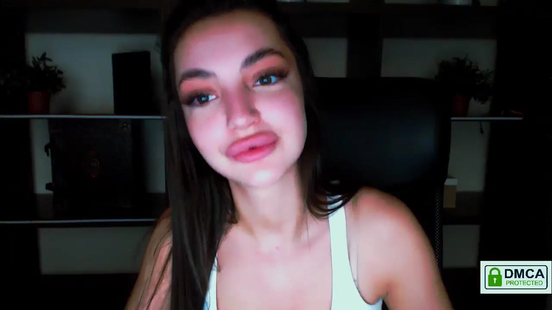 Gallery image thumbnail from EvilMuse's myfreecams stream on, 06/15/2025, 14:36 image 11 of 20