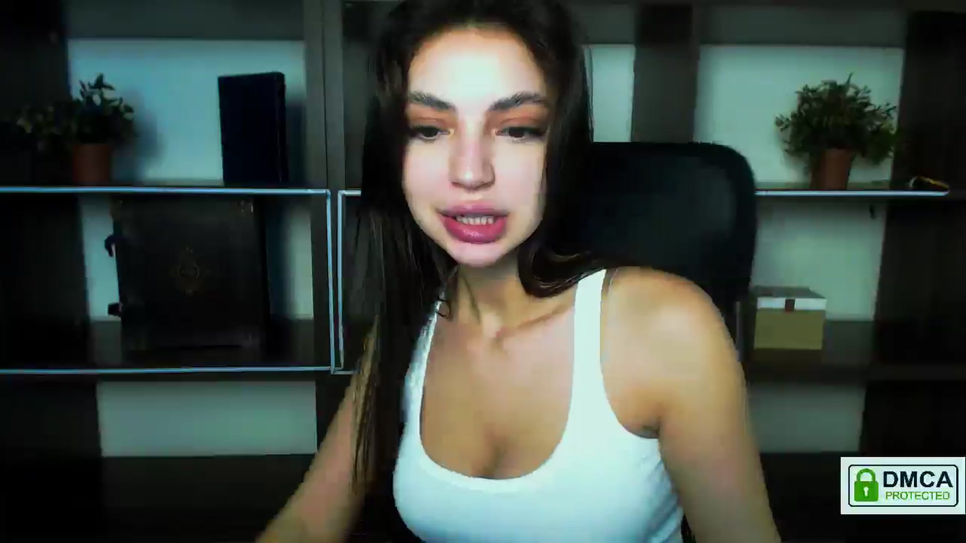 Gallery image thumbnail from EvilMuse's myfreecams stream on, 06/15/2025, 18:11 image 19 of 20