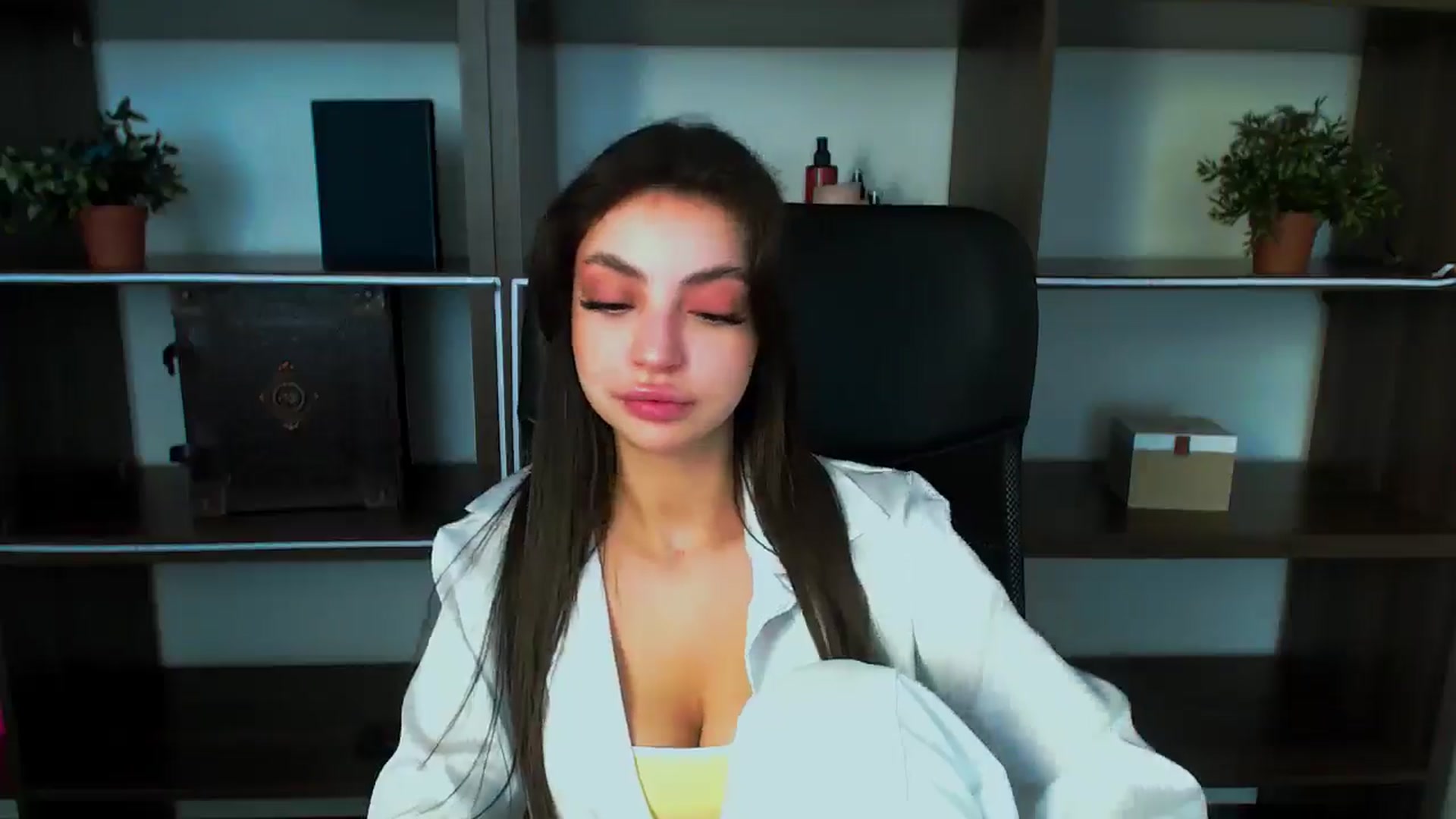 Gallery image thumbnail from EvilMuse's myfreecams stream on, 06/21/2025, 13:02 image 9 of 20