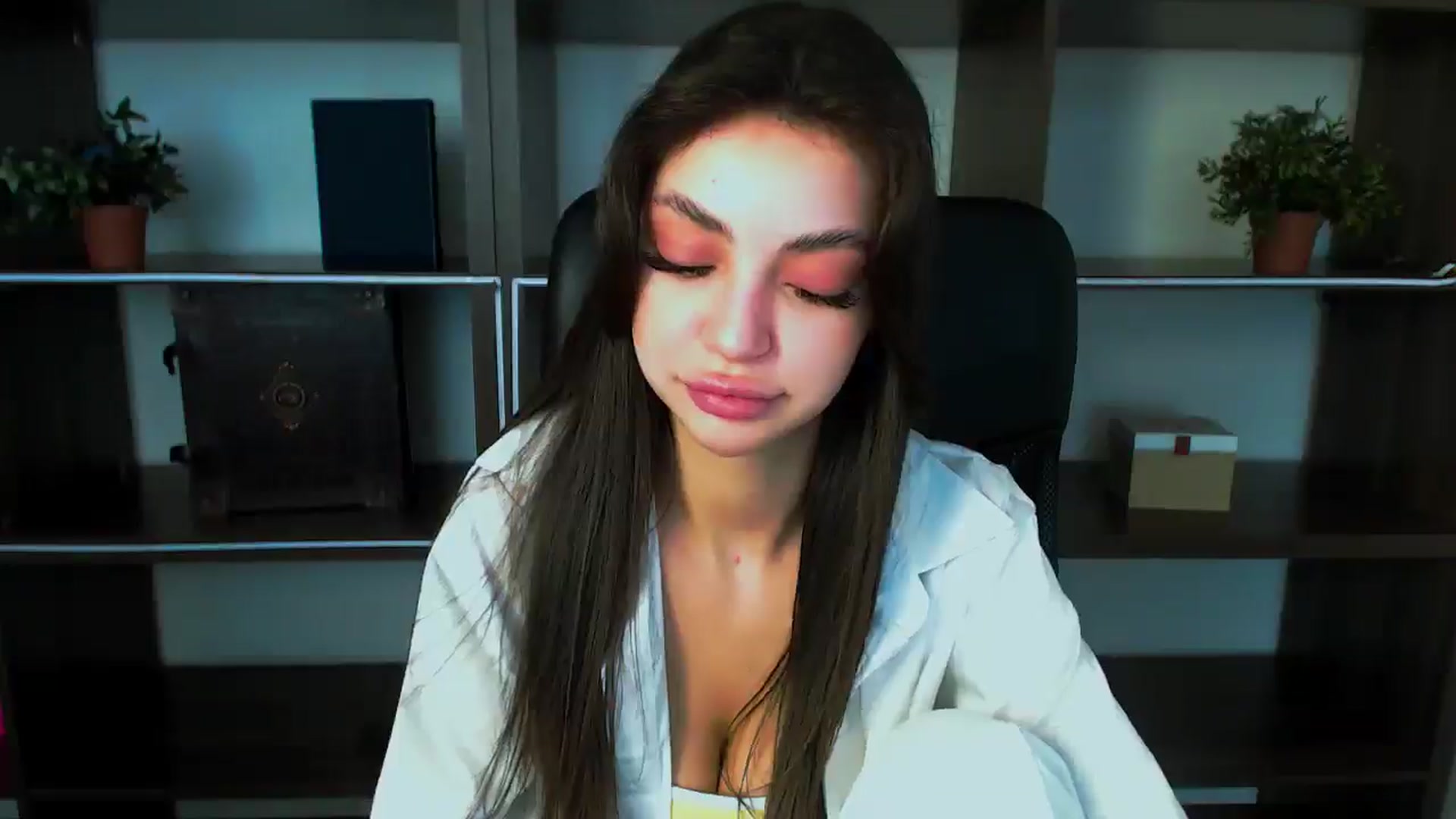 Gallery image thumbnail from EvilMuse's myfreecams stream on, 06/21/2025, 13:02 image 12 of 20