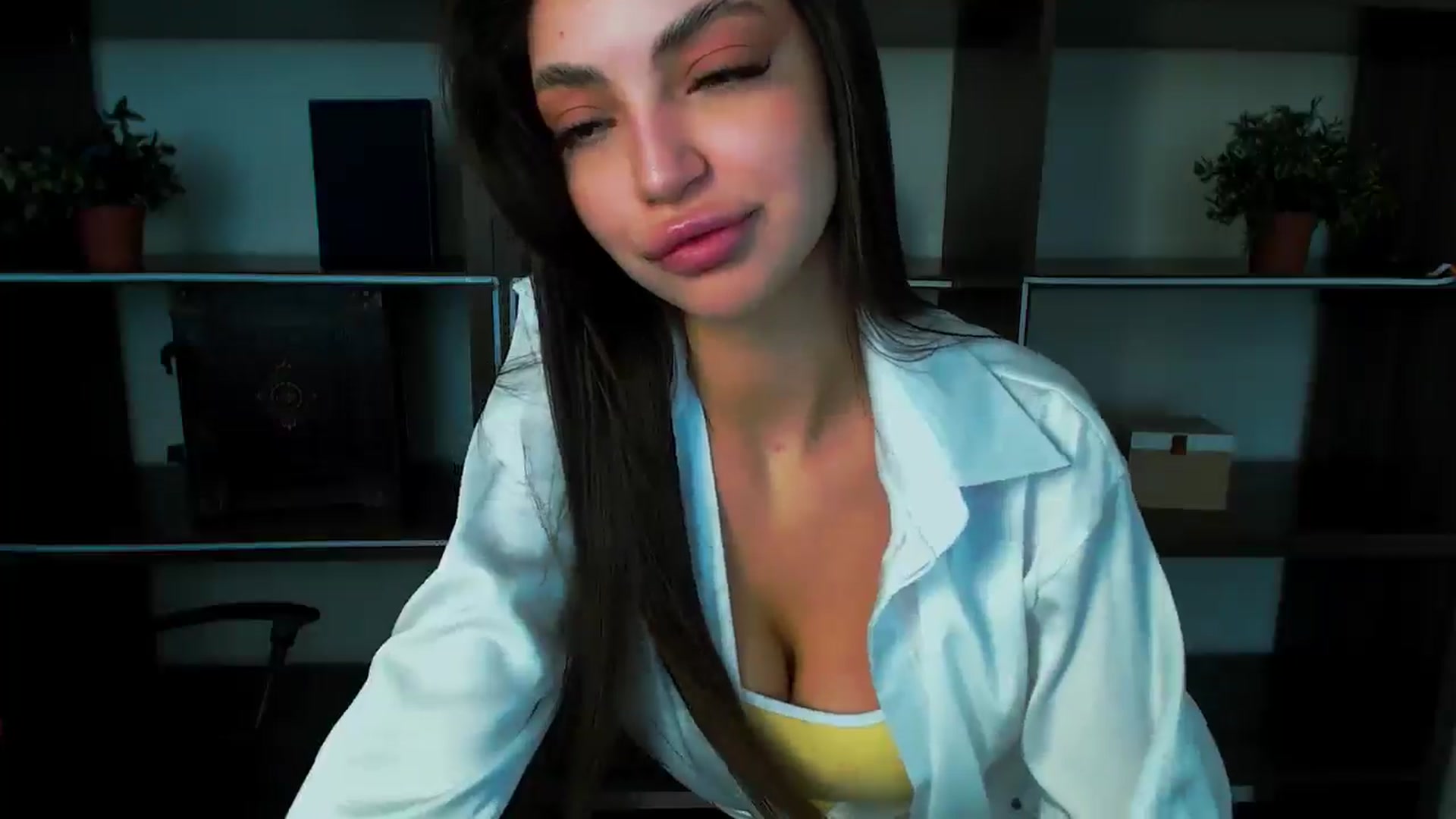 Gallery image thumbnail from EvilMuse's myfreecams stream on, 06/21/2025, 13:02 image 4 of 20