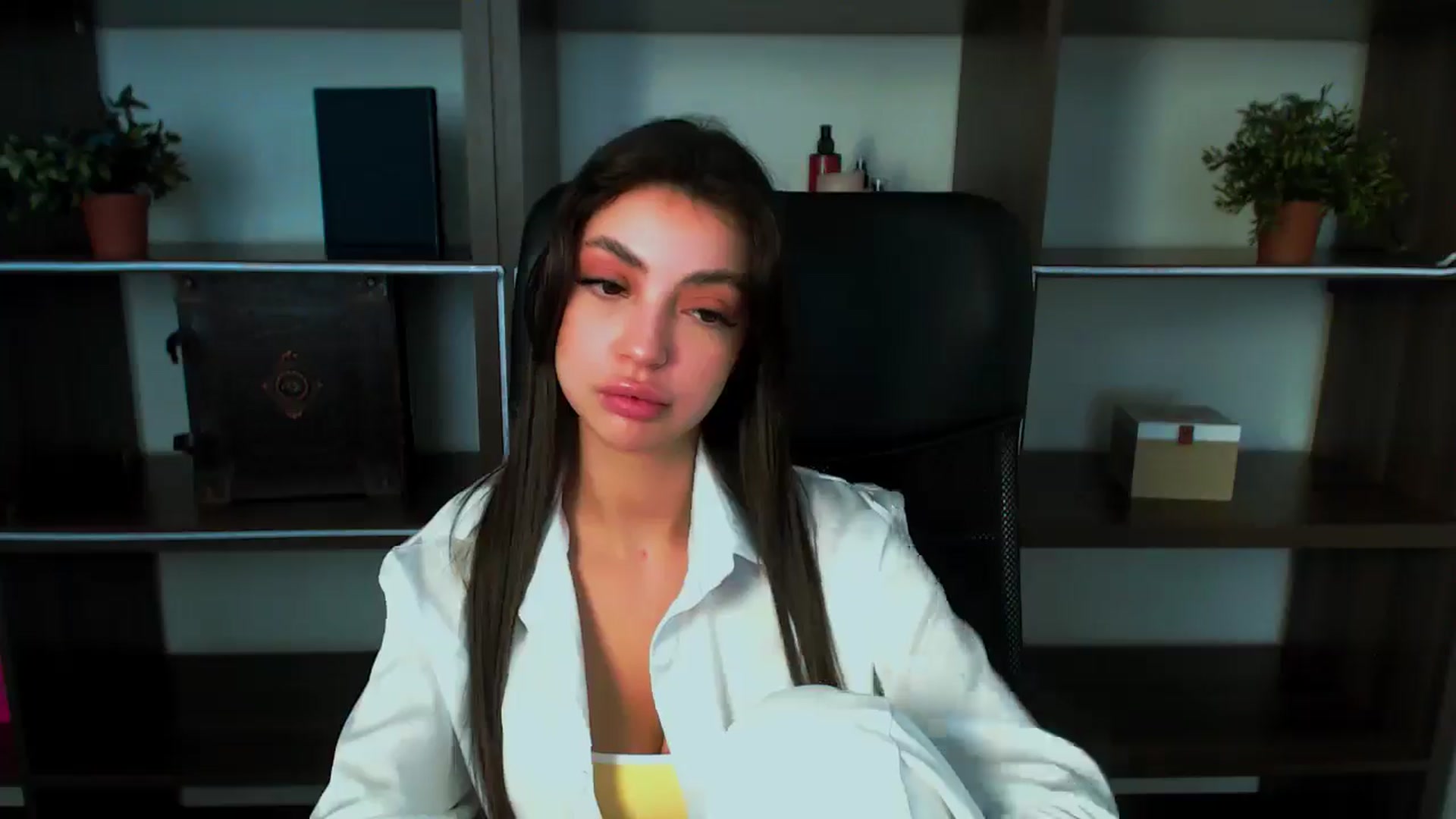 Gallery image thumbnail from EvilMuse's myfreecams stream on, 06/21/2025, 15:33 image 2 of 20