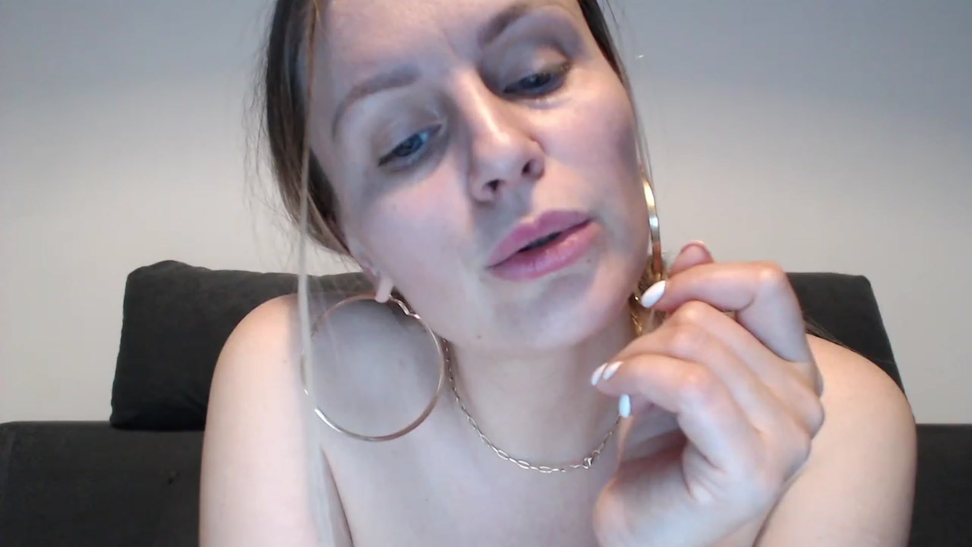 Gallery image thumbnail from EvilRosemary's myfreecams stream on, 03/23/2023, 24:01 image 16 of 20