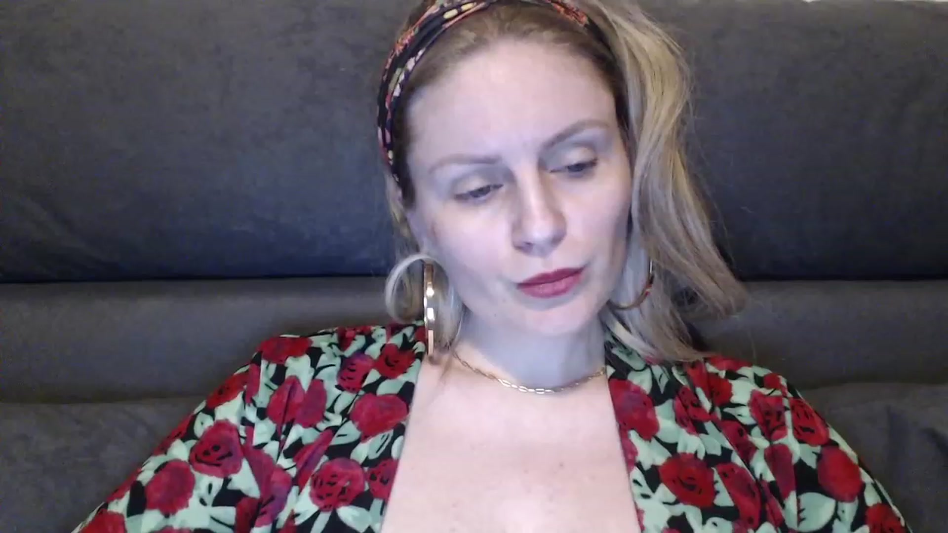 Gallery image thumbnail from EvilRosemary's myfreecams stream on, 04/29/2023, 22:37 image 17 of 20