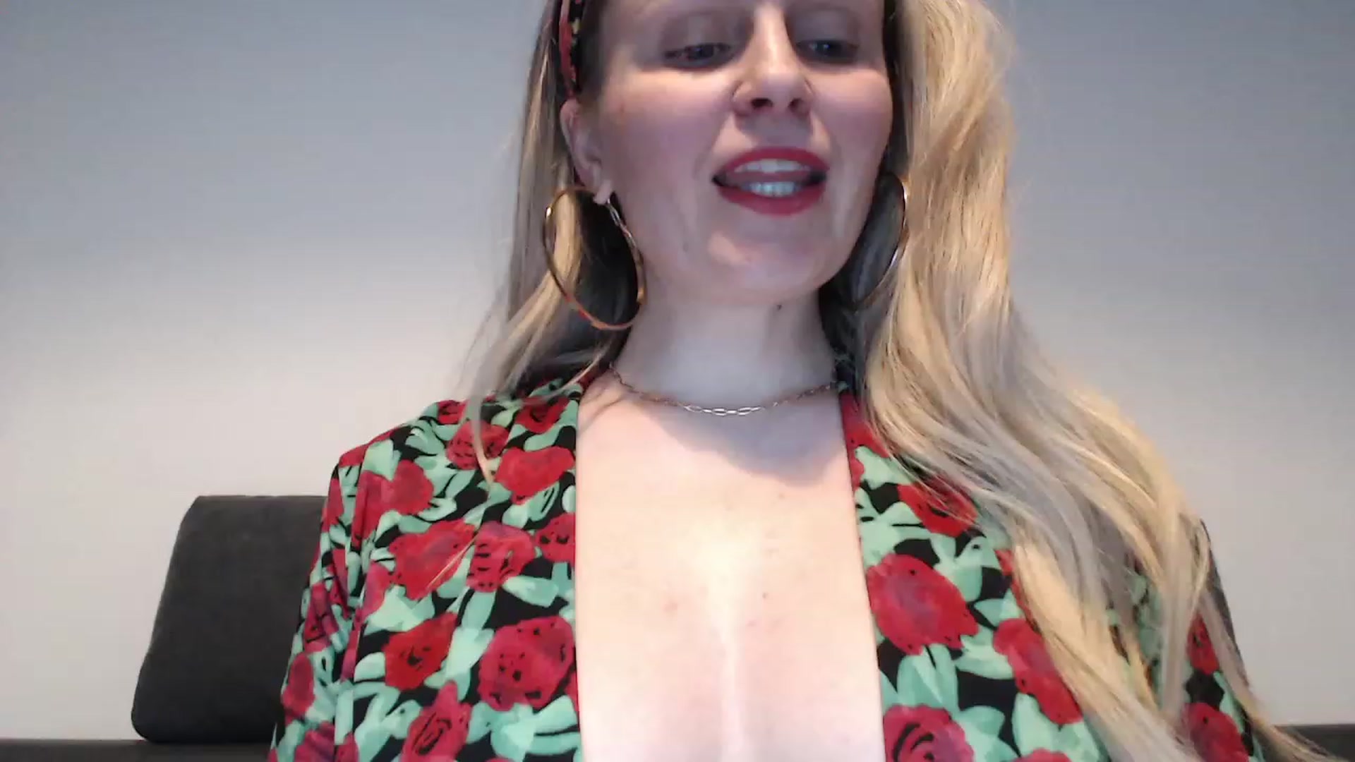 Gallery image thumbnail from EvilRosemary's myfreecams stream on, 04/29/2023, 22:37 image 19 of 20