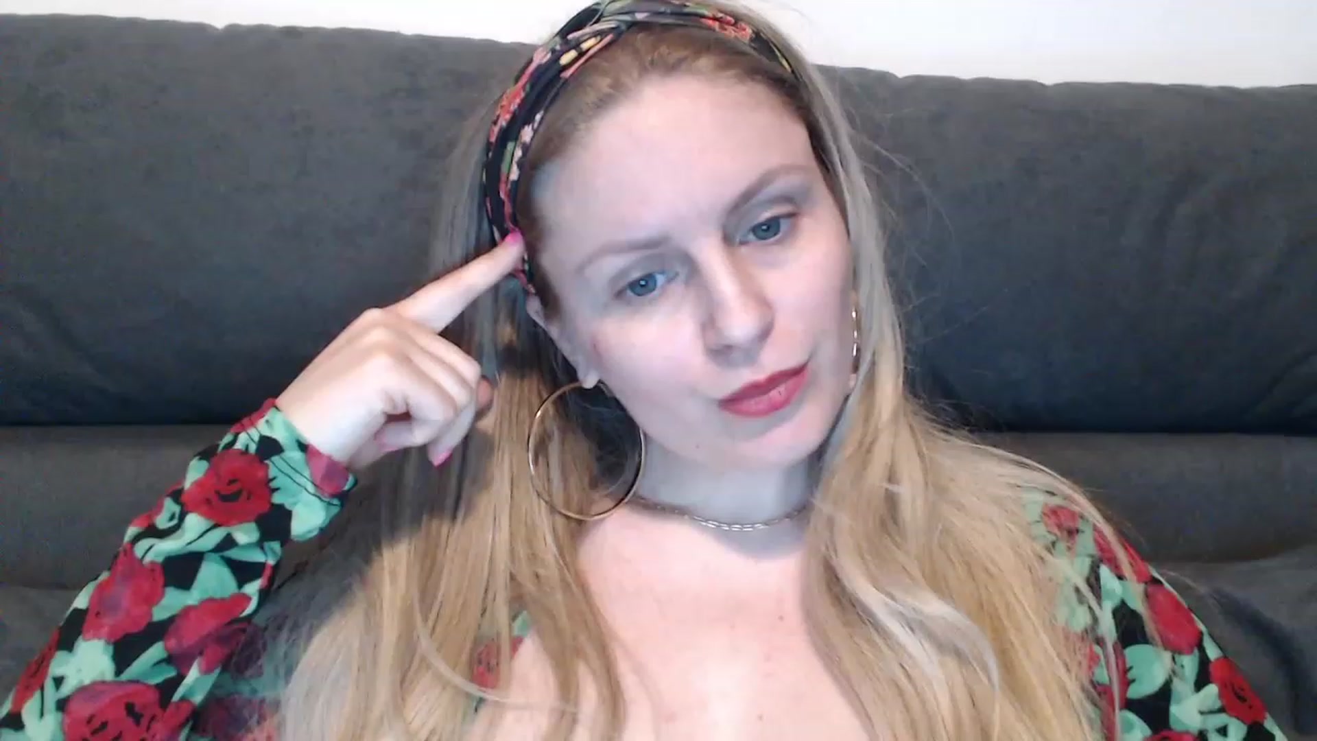Gallery image thumbnail from EvilRosemary's myfreecams stream on, 04/29/2023, 22:37 image 6 of 20