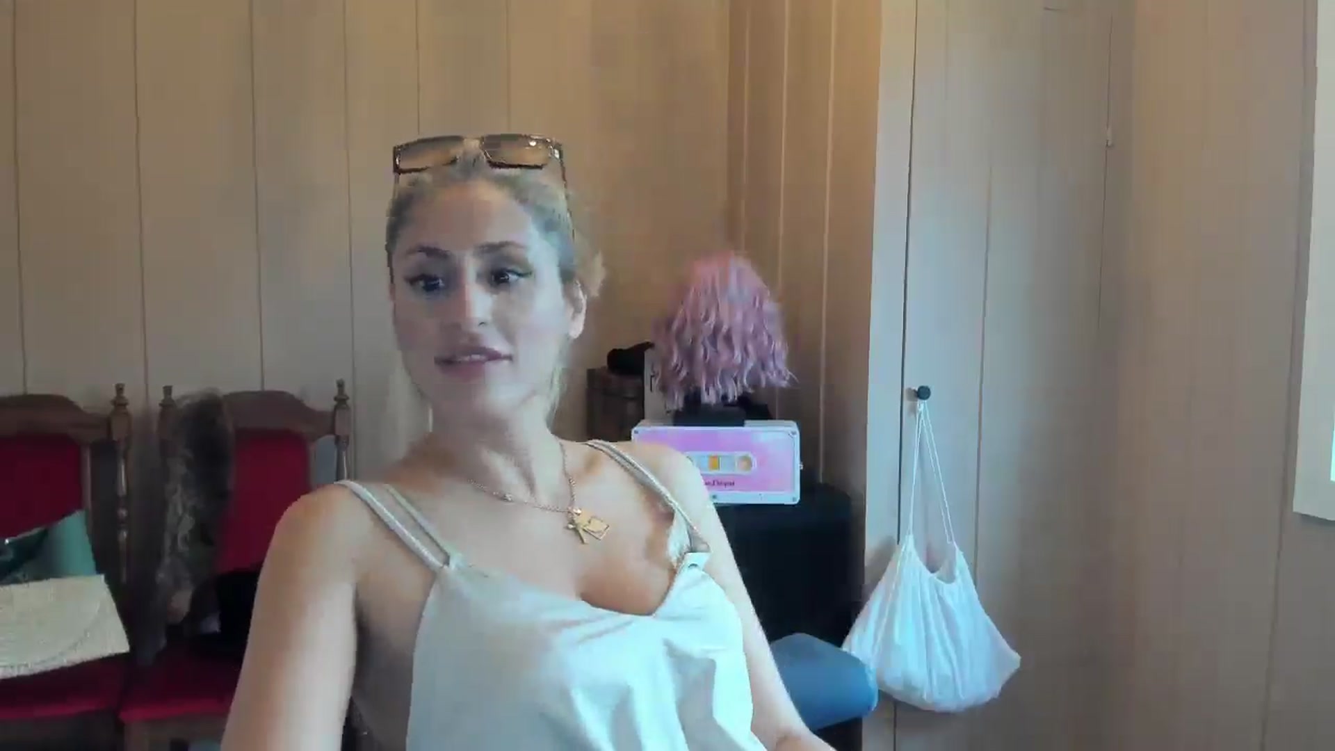 Gallery image thumbnail from Evilelegance's myfreecams stream on, 06/26/2025, 18:57 image 4 of 20