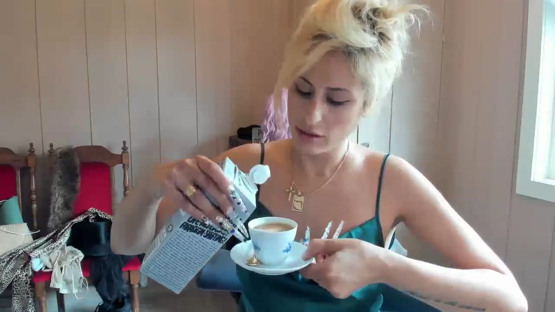 Gallery image thumbnail from Evilelegance's myfreecams stream on, 06/27/2025, 10:05 image 10 of 20