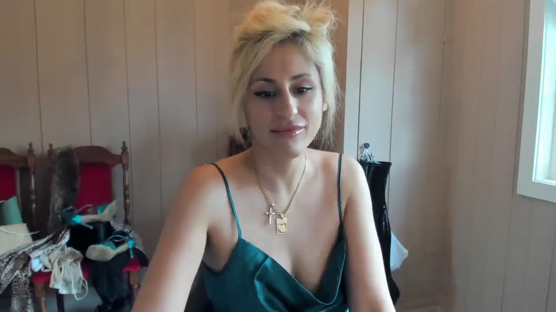 Gallery image thumbnail from Evilelegance's myfreecams stream on, 06/27/2025, 10:47 image 2 of 20