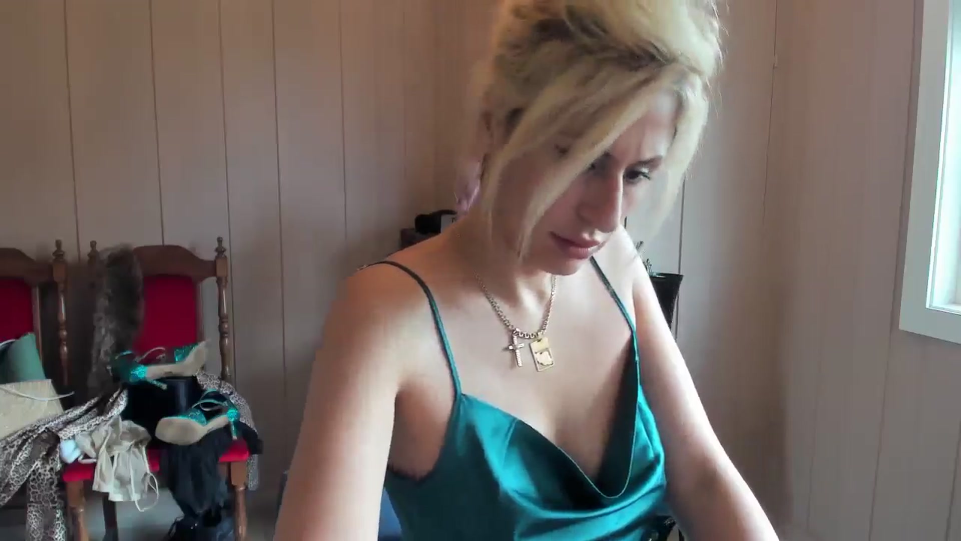 Gallery image thumbnail from Evilelegance's myfreecams stream on, 06/27/2025, 12:09 image 2 of 20