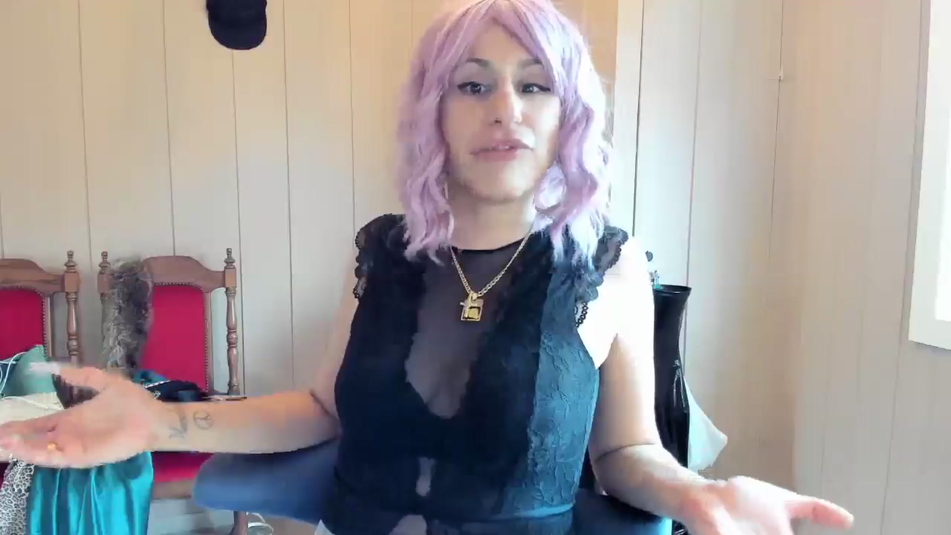 Gallery image thumbnail from Evilelegance's myfreecams stream on, 06/27/2025, 17:06 image 15 of 20