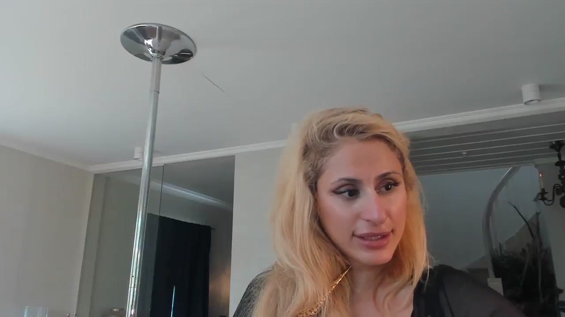 Gallery image thumbnail from Evilelegance's myfreecams stream on, 07/13/2025, 09:49 image 16 of 20