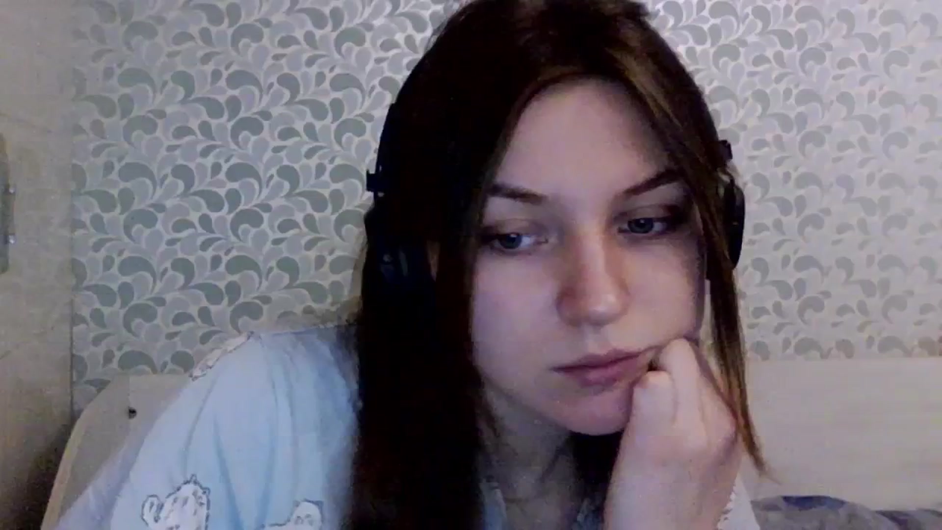 Gallery image thumbnail from Evolivette's myfreecams stream on, 03/28/2025, 24:24 image 3 of 20