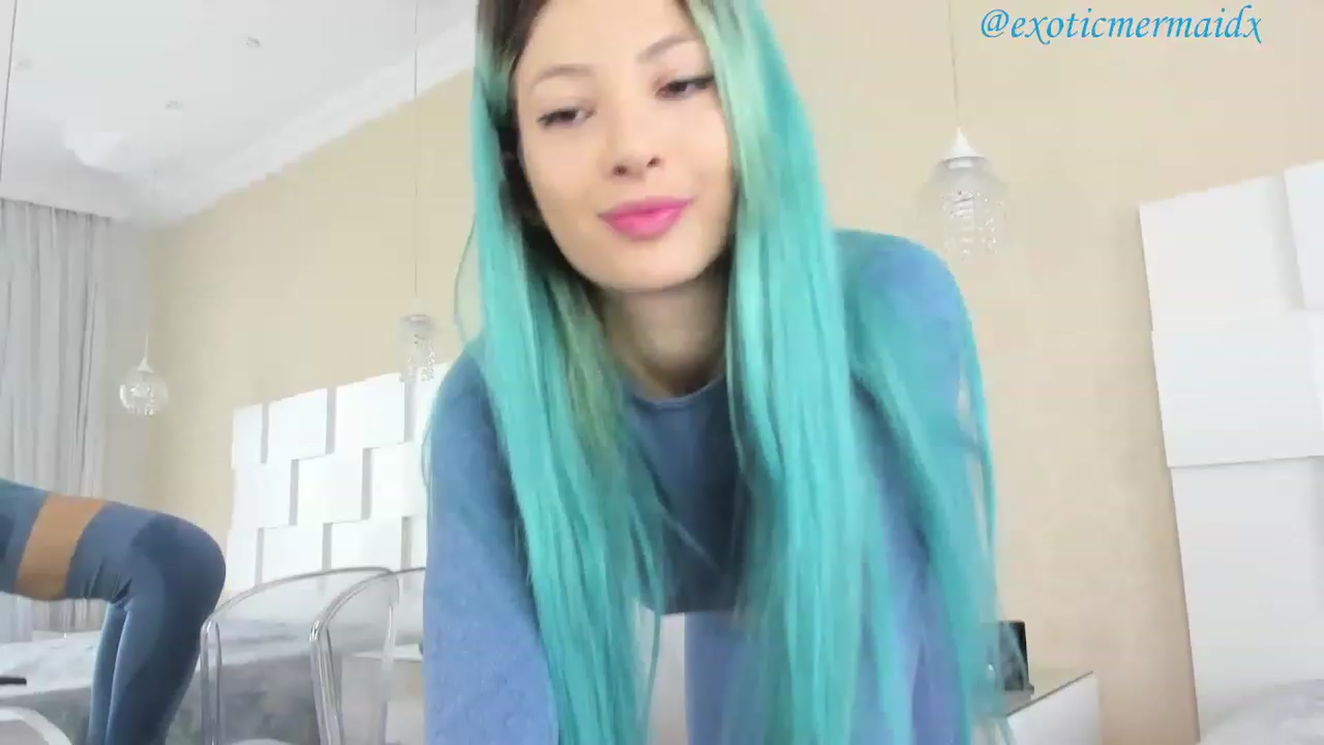 Gallery image thumbnail from Ex0ticMermaid's myfreecams stream on, 05/17/2023, 13:28 image 1 of 20