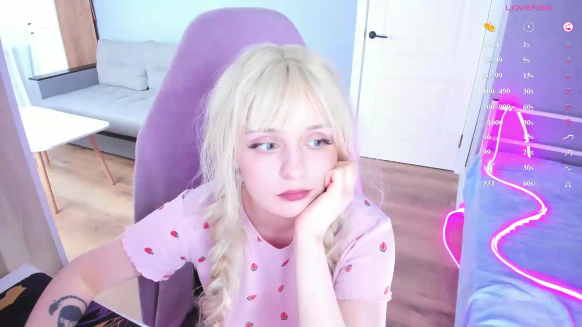 Gallery image thumbnail from Ex_honeyangel's myfreecams stream on, 08/11/2026, 13:28 image 14 of 20
