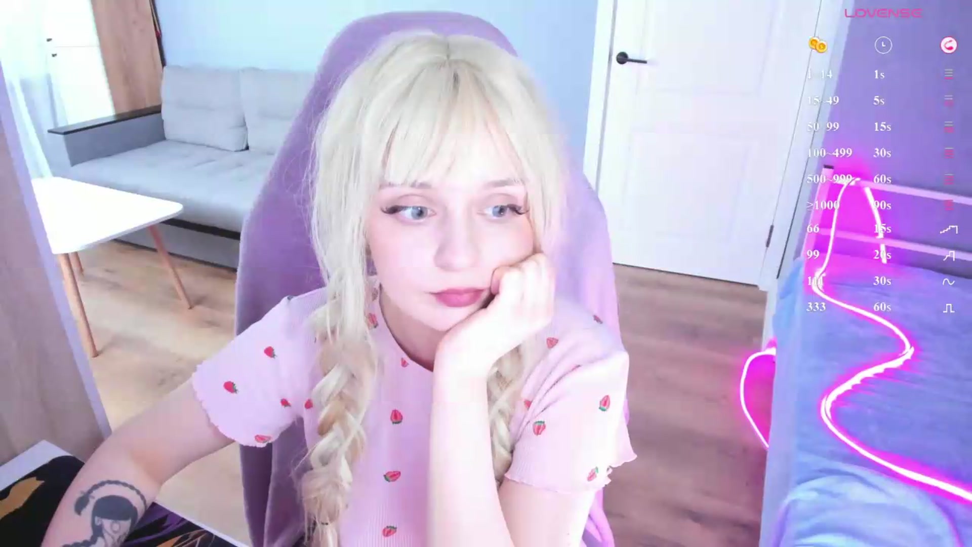 Gallery image thumbnail from Ex_honeyangel's myfreecams stream on, 08/11/2026, 13:28 image 15 of 20