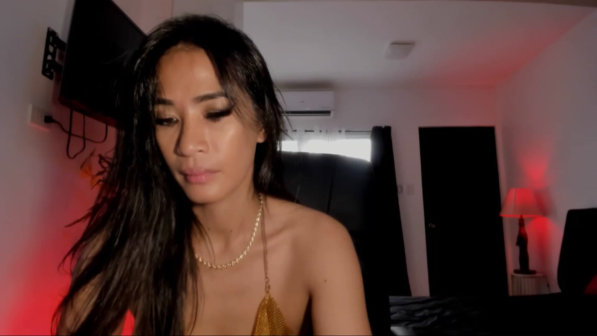 Gallery image thumbnail from ExoticGoddesX's myfreecams stream on, 06/17/2025, 24:33 image 1 of 20