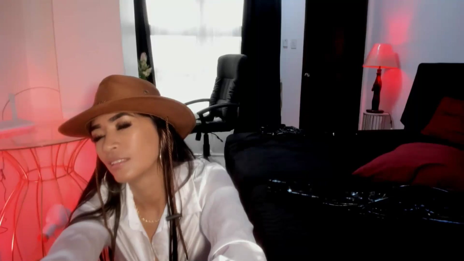 Gallery image thumbnail from ExoticGoddesX's myfreecams stream on, 06/18/2025, 02:33 image 2 of 20