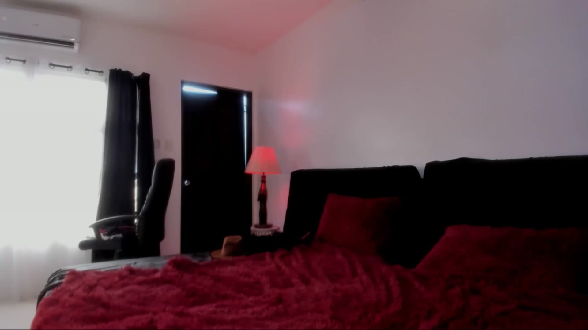 Gallery image thumbnail from ExoticGoddesX's myfreecams stream on, 06/23/2025, 24:32 image 18 of 20
