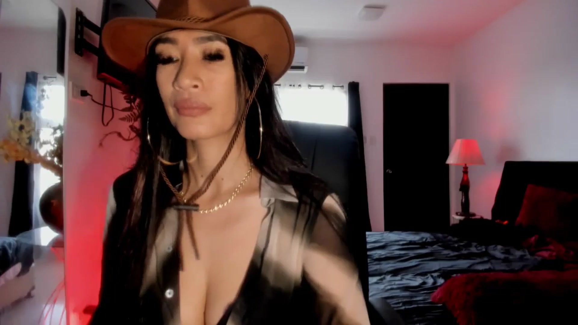 Gallery image thumbnail from ExoticGoddesX's myfreecams stream on, 06/24/2025, 24:43 image 4 of 20