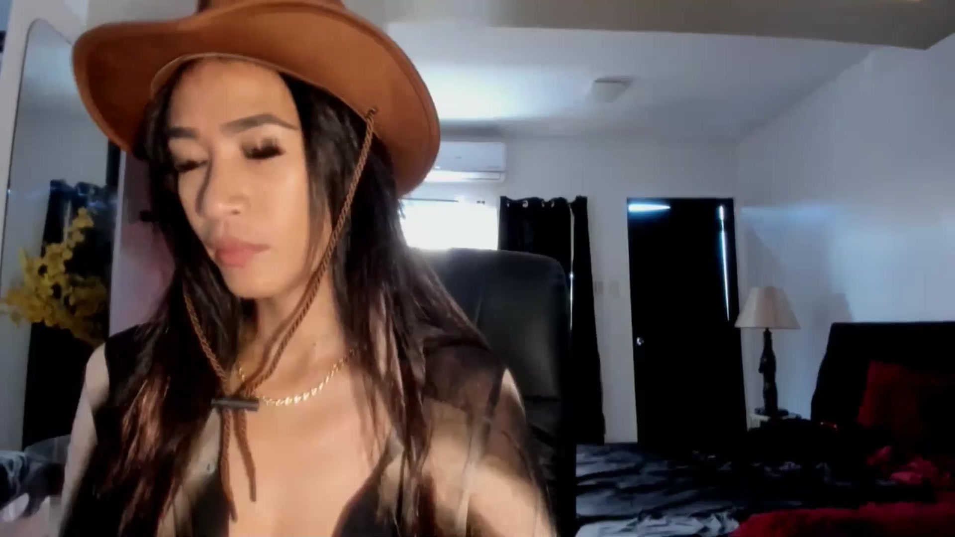 Gallery image thumbnail from ExoticGoddesX's myfreecams stream on, 06/24/2025, 24:43 image 1 of 20