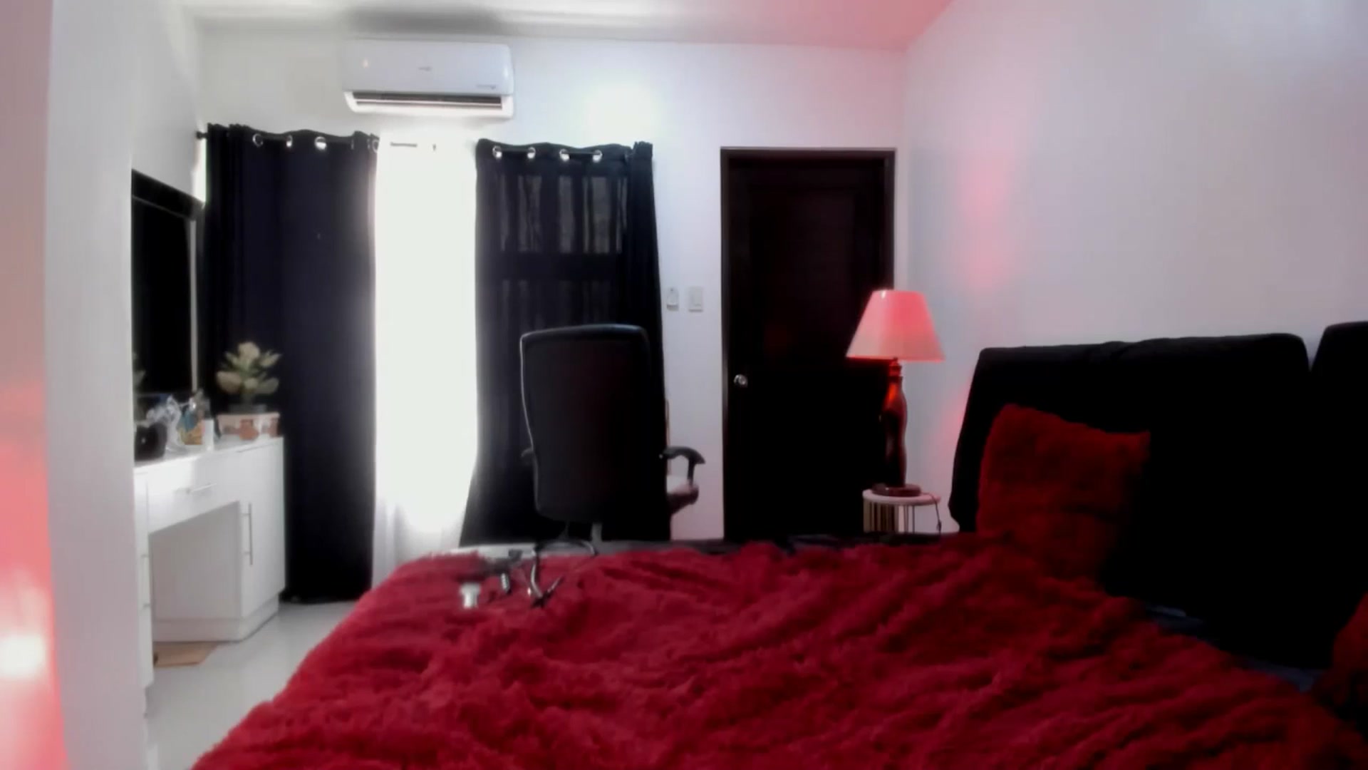 Gallery image thumbnail from ExoticGoddesX's myfreecams stream on, 06/26/2025, 04:57 image 19 of 20